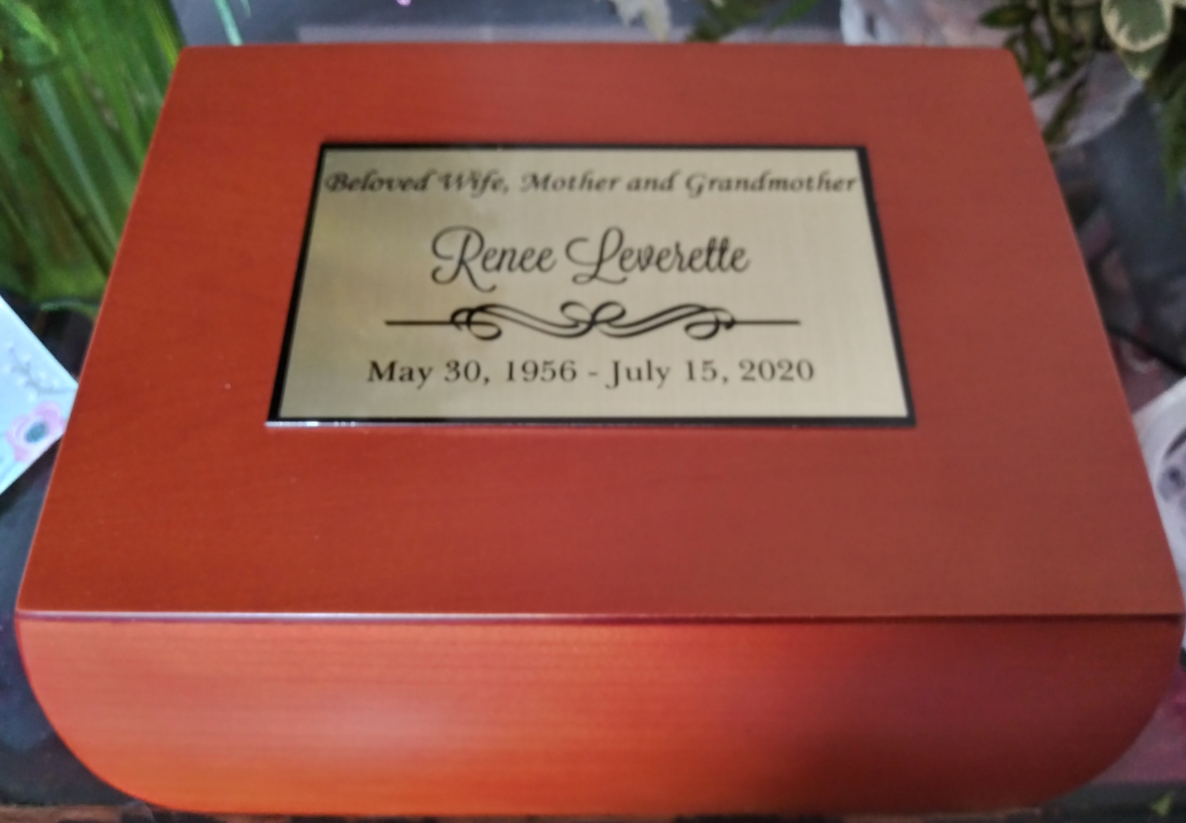 Renee Leverette's Urn